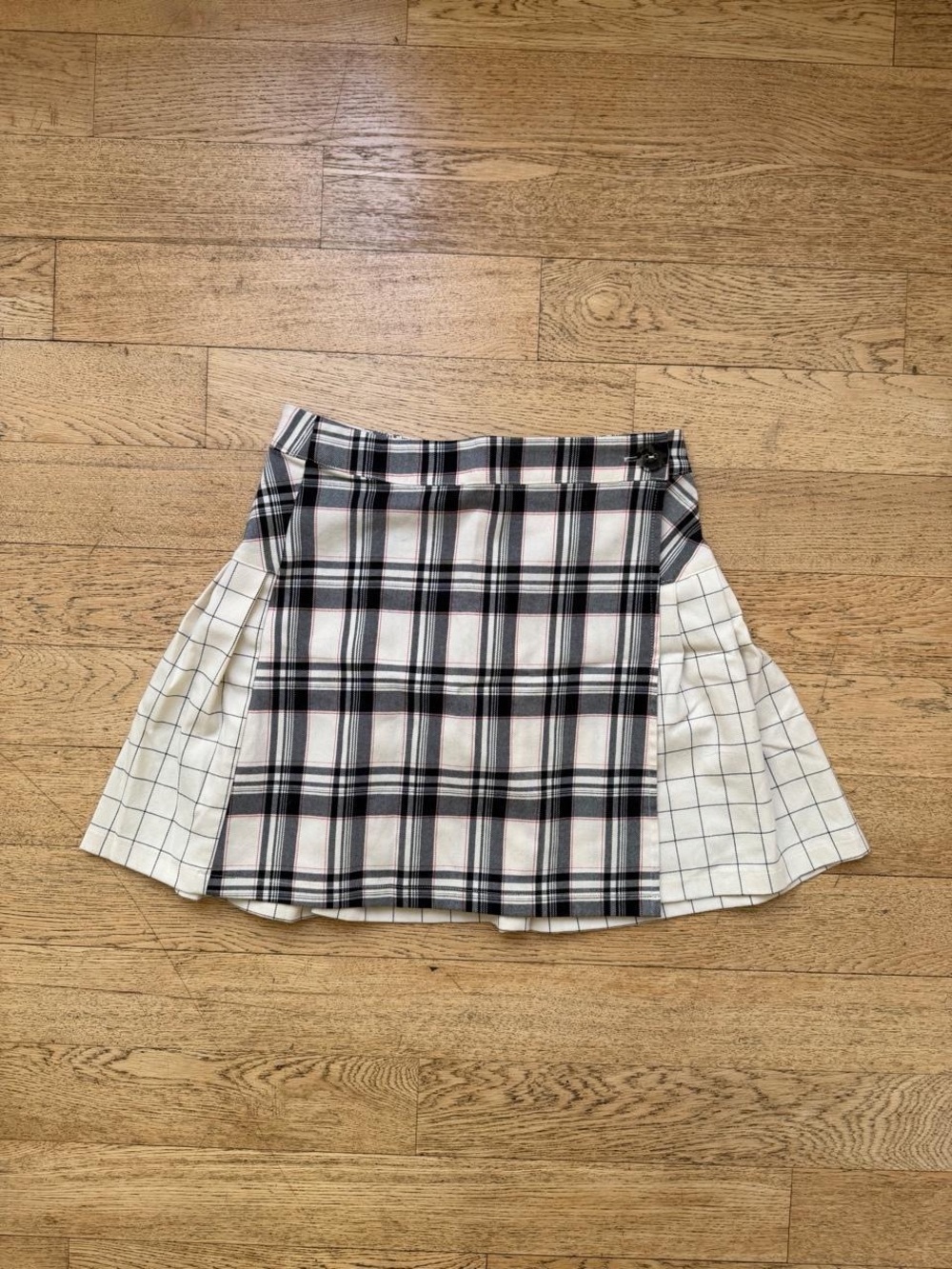Y2K Urban Outfitters Mixed Plaid Pleated Mini Skirt